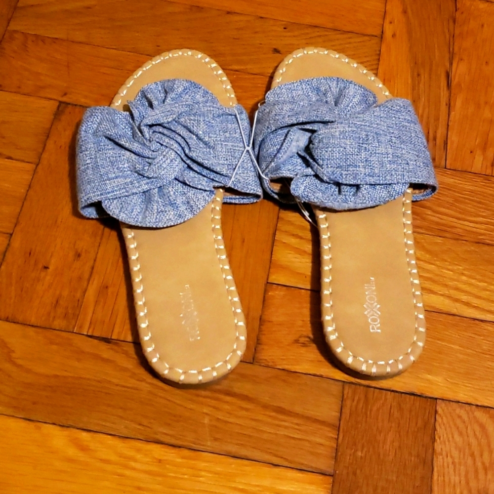 " Roxoni " Blue Floral Sandals 💙